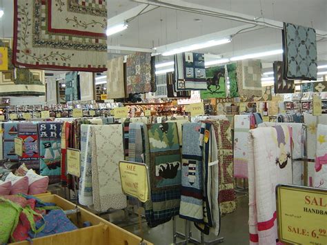Quilt shops in pigeon forge tn - The Bottom Line: Mountain Stitches by Susan carries modern and reproduction quilt fabrics, as well as all other quilting essentials you might need. The shop is small and quaint, but it has a large selection packed into its tight quarters. Stop by and talk with Susan, and you're bound to both get expert insights into quilting and find at least ...